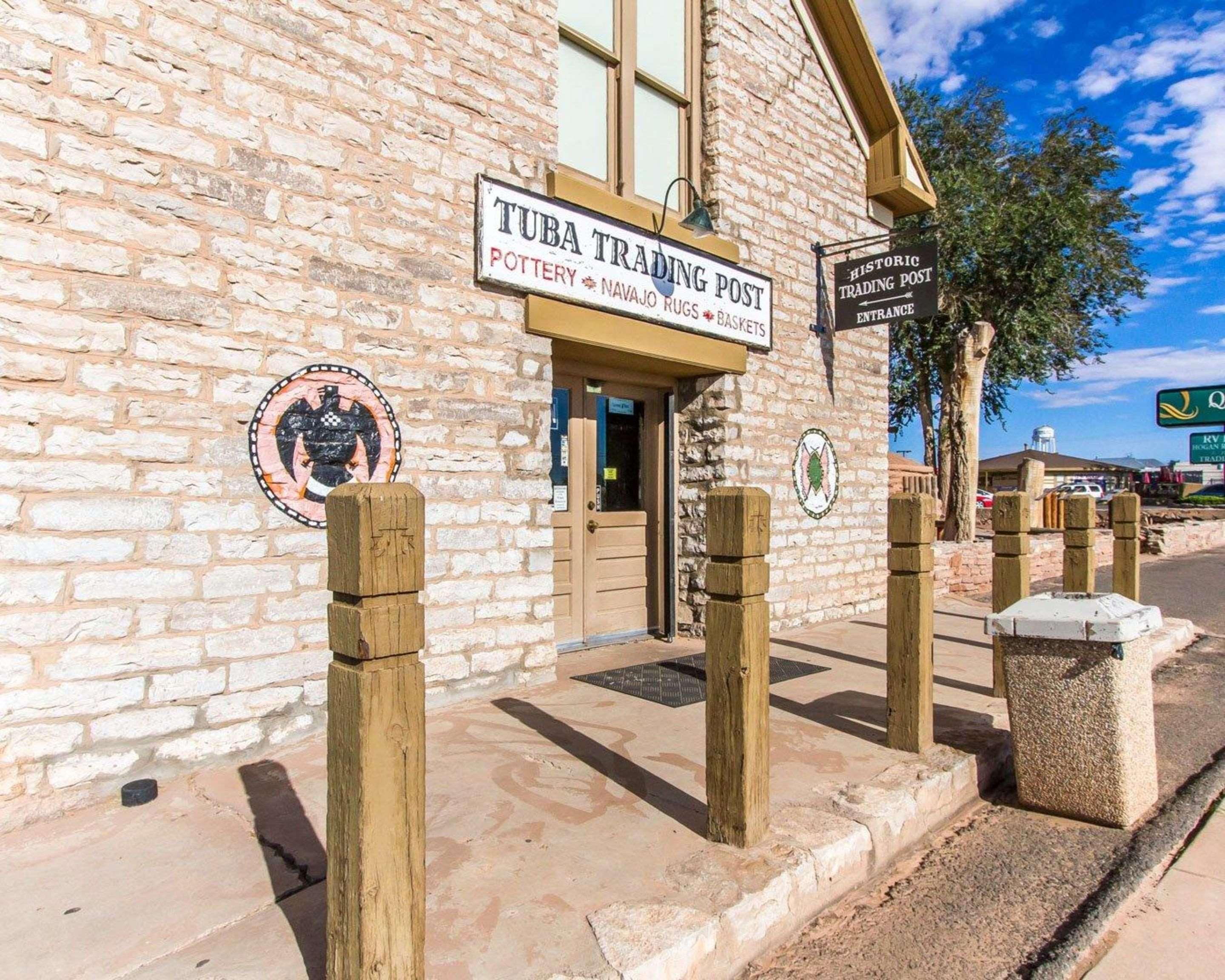 Navajoland Hotel Tuba City Extérieur photo